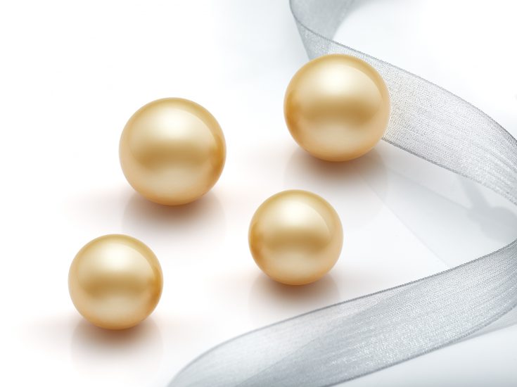 Parejas de perlas golden